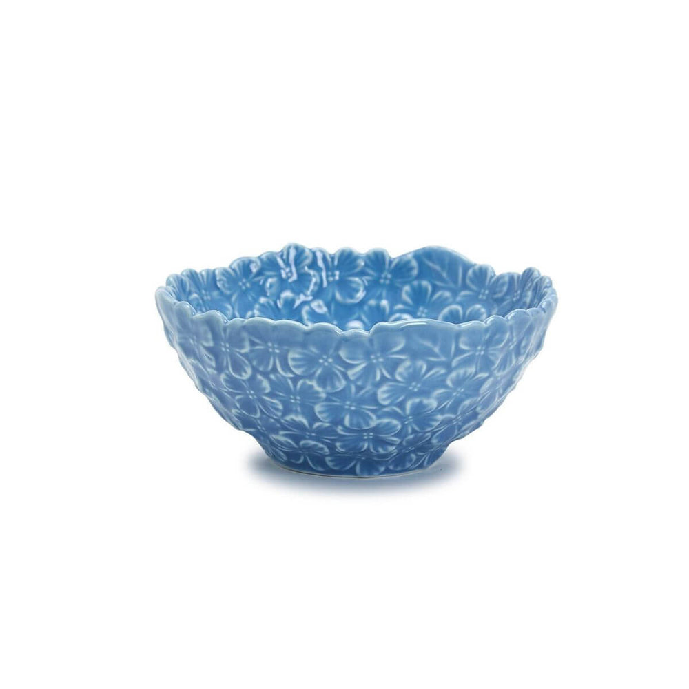 Porcelain tidbit bowls with blue hydrangea design, durable and dishwasher safe kitchenware set