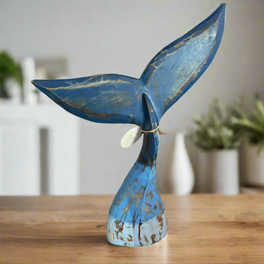15" Whale Tail Blue