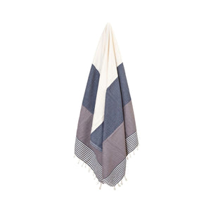 Coastal minimalist towel set made from 100% organic cotton