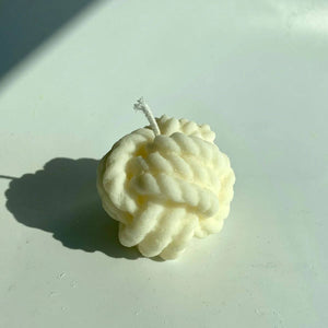 Sailor’s Knot Candle, Coastal Soy Candle with Honeysuckle Scent, White