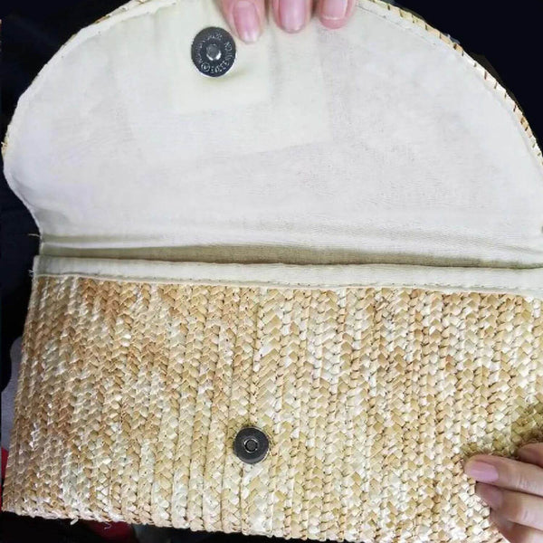 Vineyard Straw Clutch with Interchangeable Bow