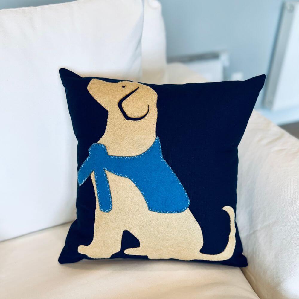 Heritage Yellow Lab Pillow, Navy 18”