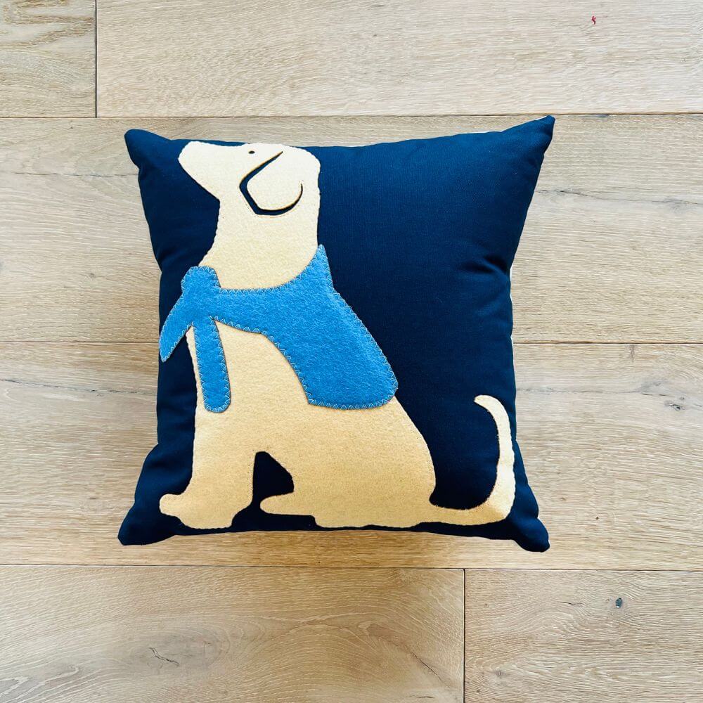 Heritage Yellow Lab Pillow, Navy 18”