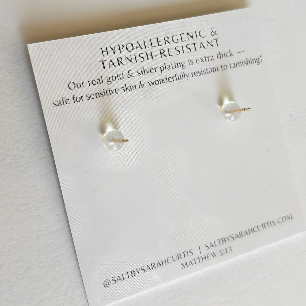 18k Gold Starfish Stud Earrings On Coastal Jewelry Card, Everyday Earrings, Coastal Jewelry
