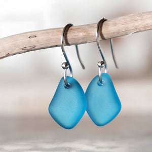 Turquoise Sea Glass Style Drop Earrings With Organic Shapes, Beach Jewelry, Everyday Earrings